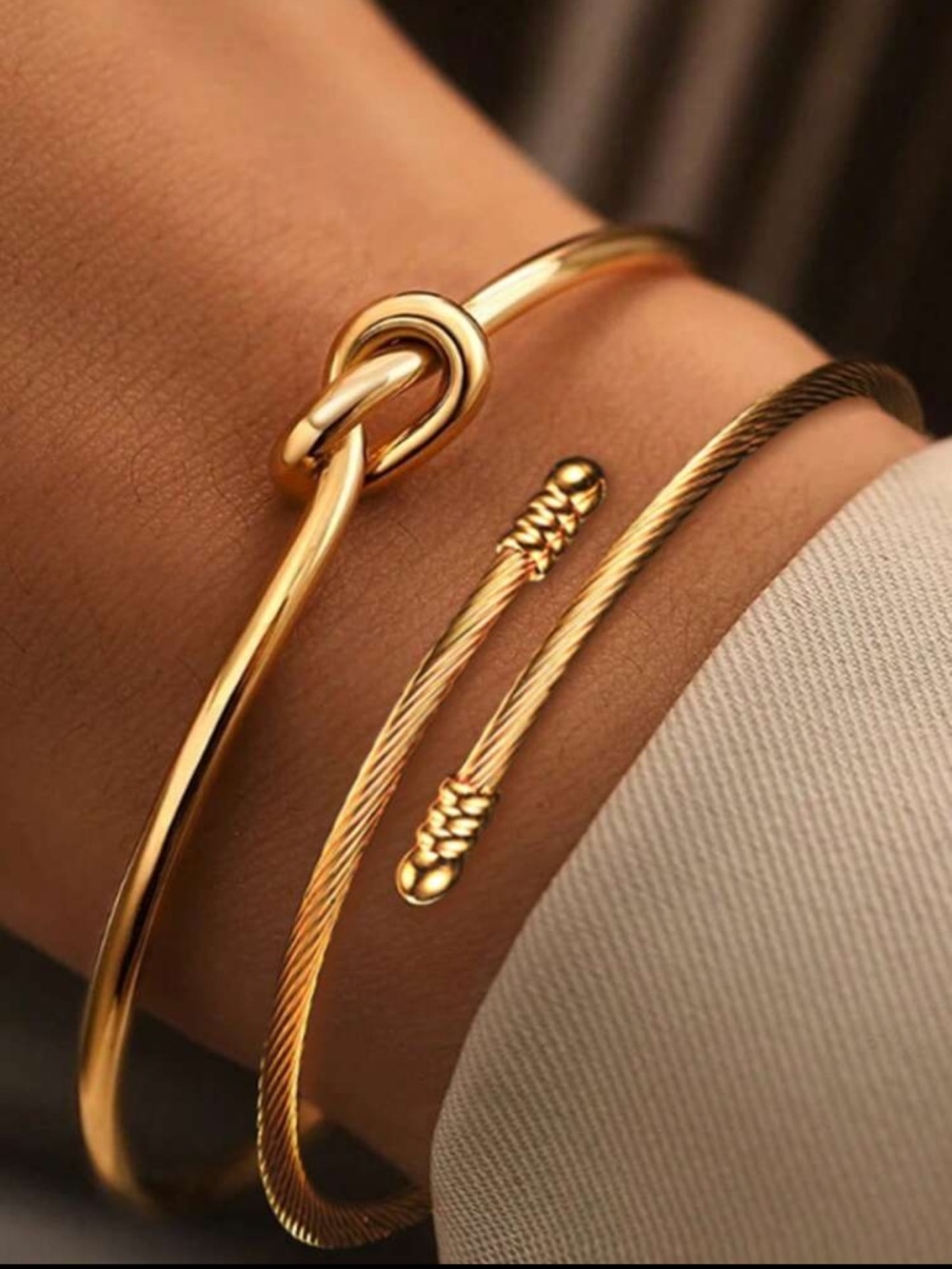 Gold bracelet set